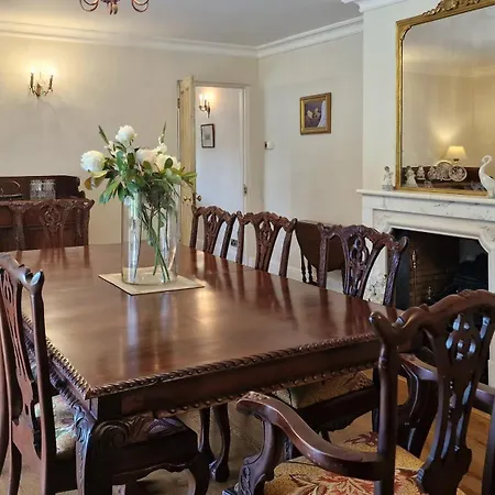 Tranquil 18th Century With Tennis Court Ferienhaus Malahide